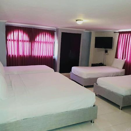 Hotel Puerta De Oro Баранкила Екстериор снимка