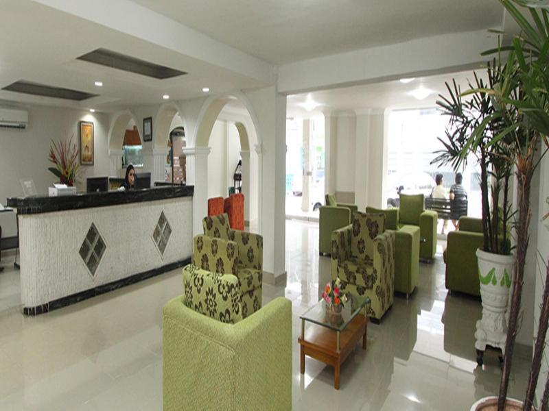 Hotel Puerta De Oro Баранкила Екстериор снимка