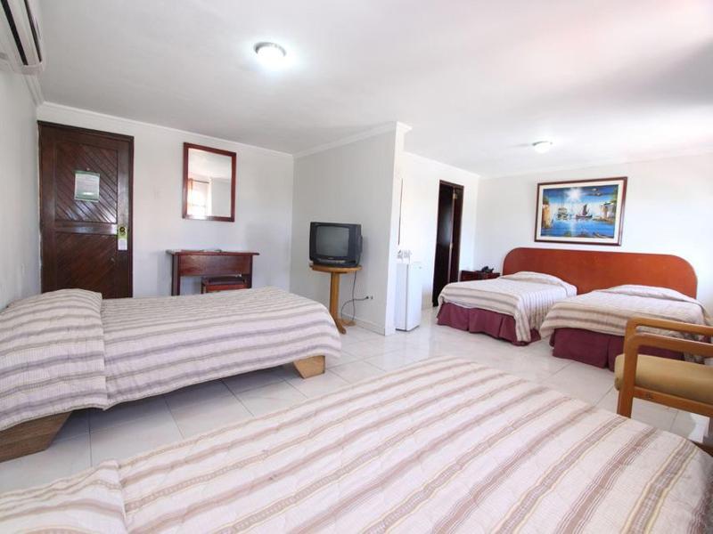 Hotel Puerta De Oro Баранкила Екстериор снимка