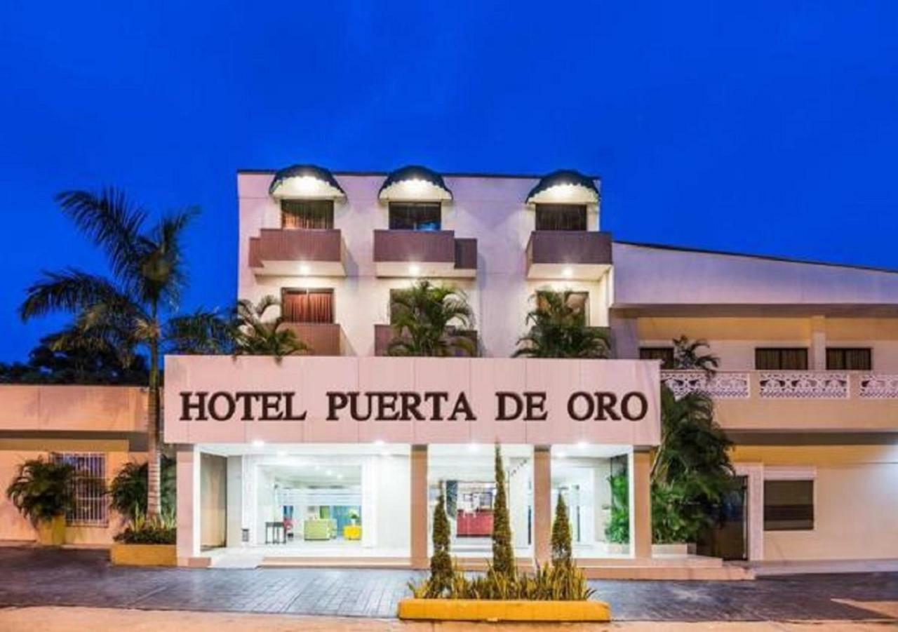 Hotel Puerta De Oro Баранкила Екстериор снимка
